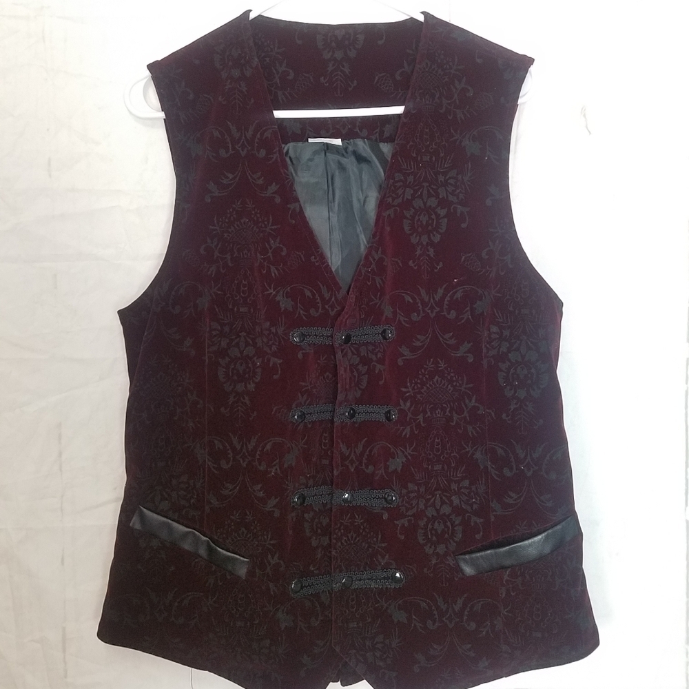 Spirit Halloween velvet faux leather vest - Picture 4 of 9
